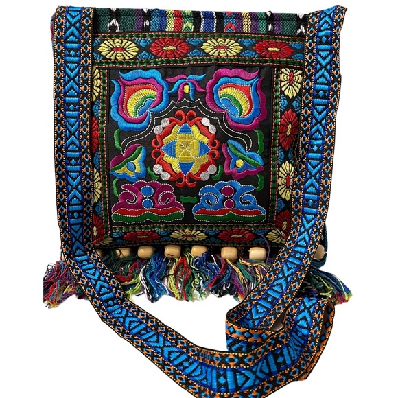 Handbags - ❤️ LAST ONE! Zip Top Boho Embroidered Crossbody Bag